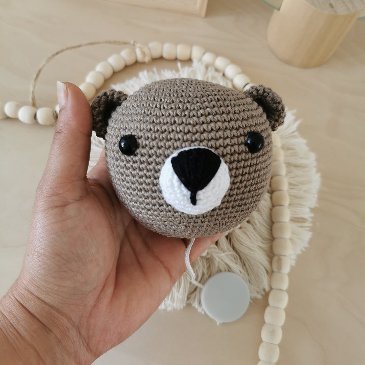 Boîte à musique amigurumi ours compagnon d'aide au sommeil