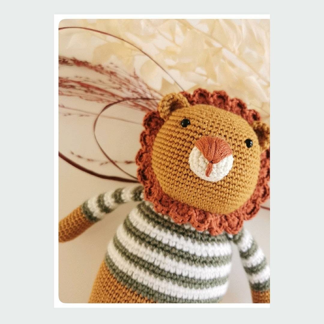 Spieluhr Löwe Wunschmelodie Amigurumi Handmade Gehäkelt