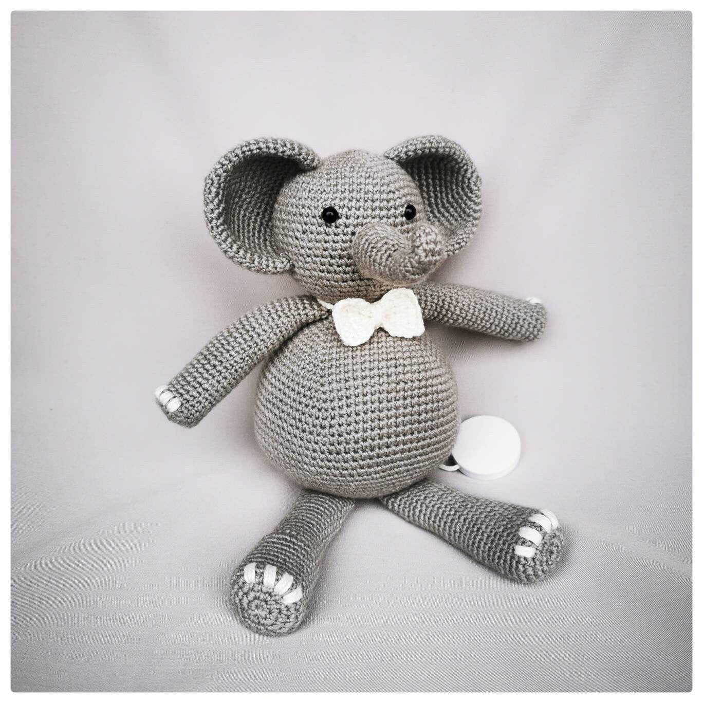 Spieluhr Elefant Handmade gehäkelt Wunschmelodie Amigurumi Musicbox