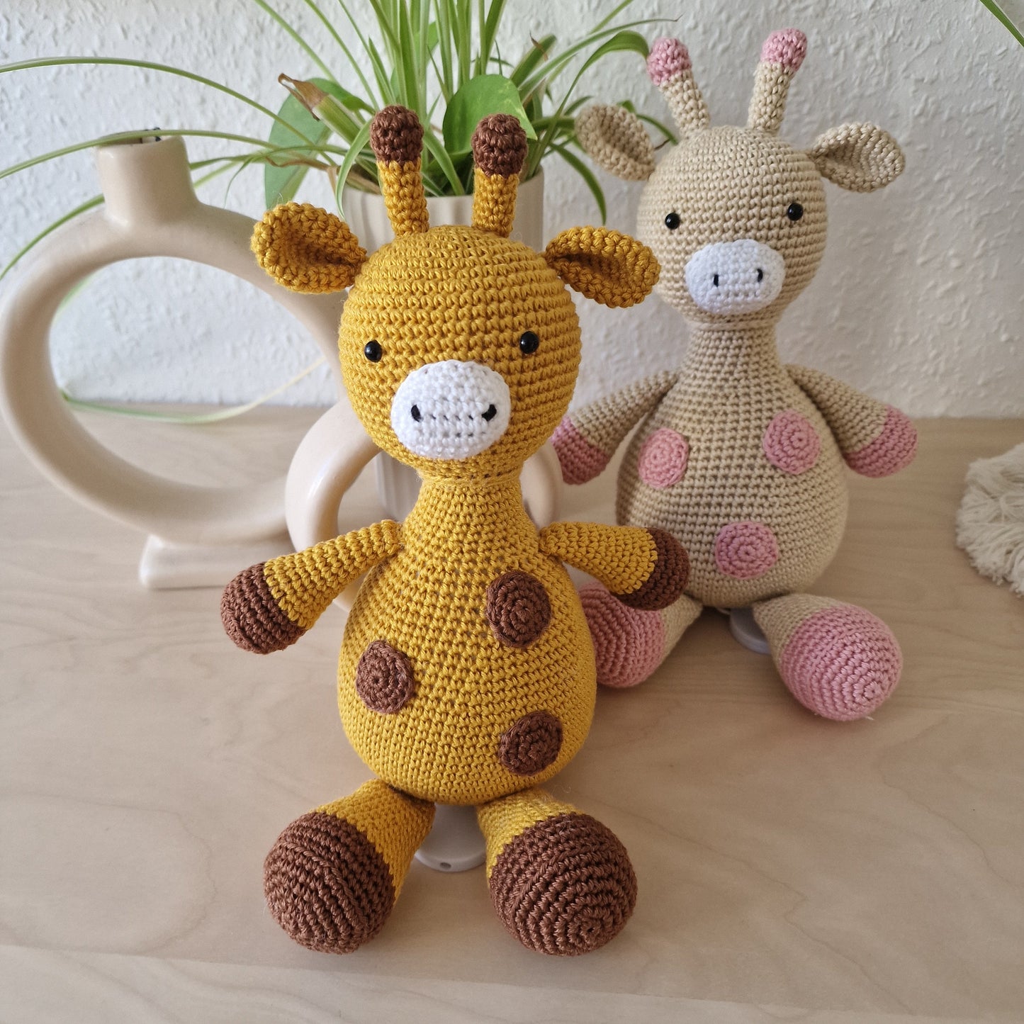 Spieluhr Giraffe gehäkelt Wunschmelodie Geschenke zur Geburt Amigurumi